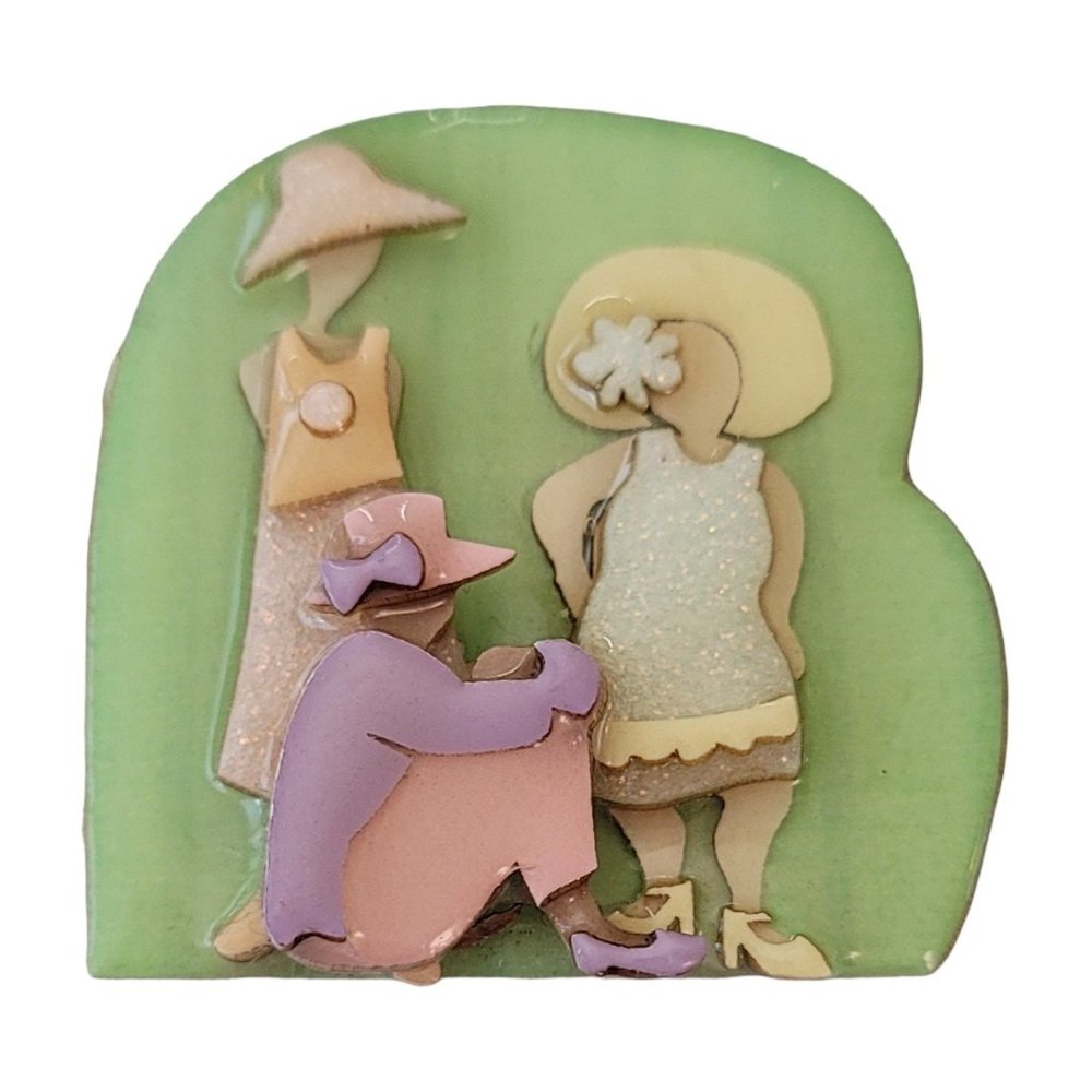 Lucinda Woman Spring, Summer Woman Brooch Pin E506